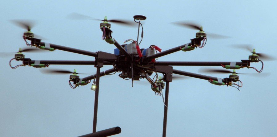La escuela AFN forma a los primeros pilotos oficiales de drones